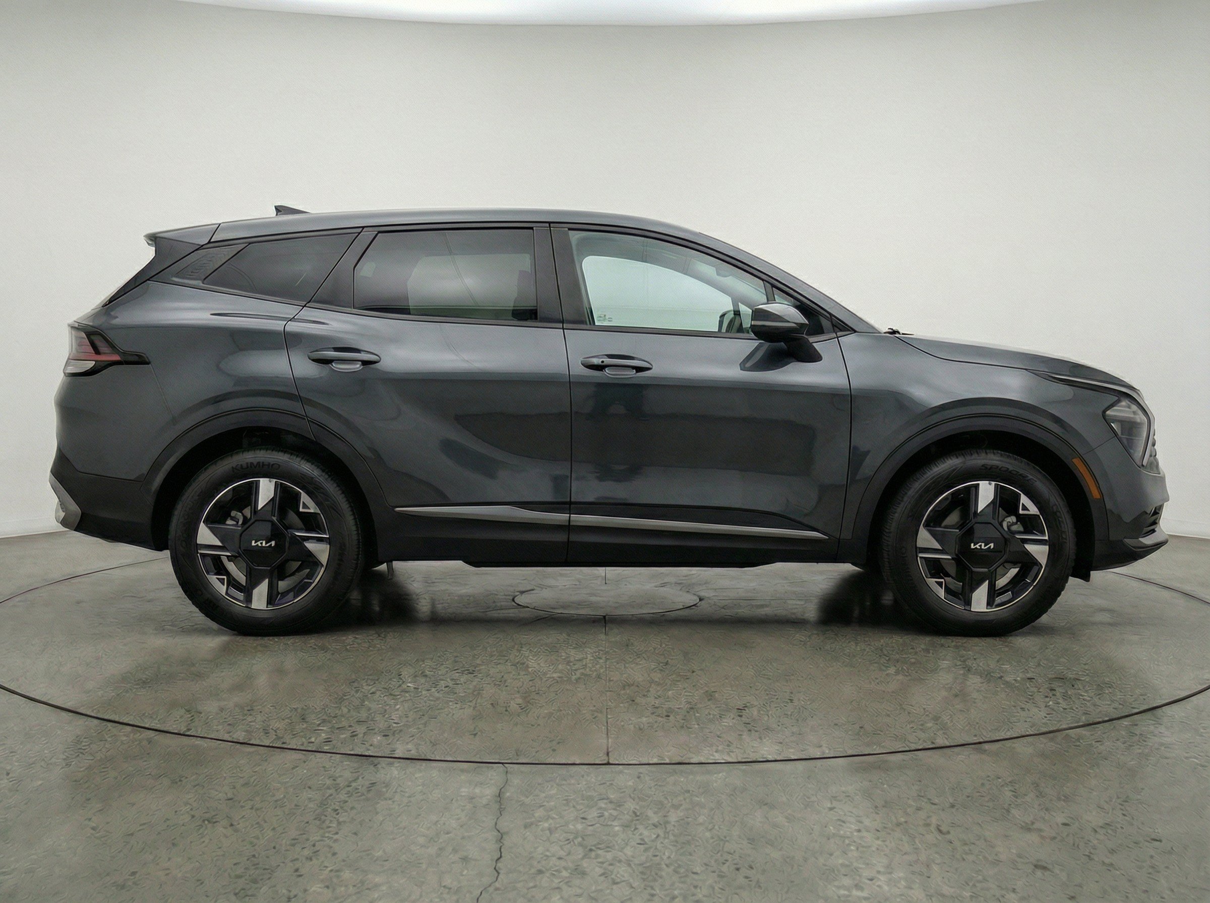 Thumbnail: 2026 Kia Sportage - 10