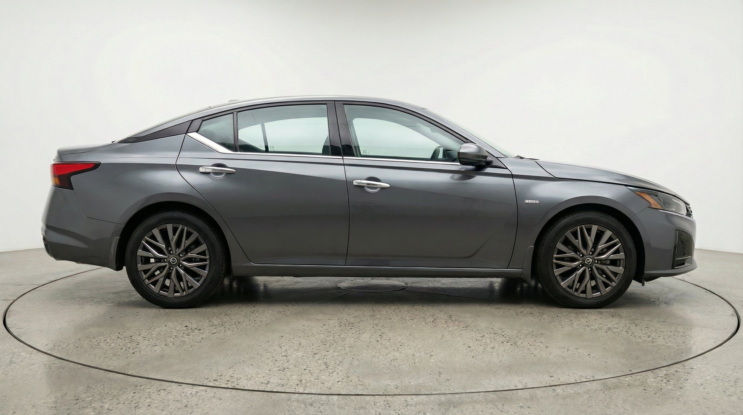 Thumbnail: 2025 Nissan Altima - 10