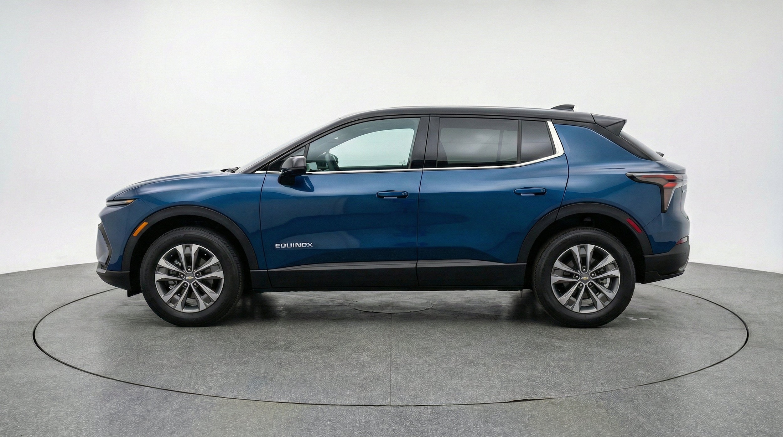 Thumbnail: 2025 Chevrolet Equinox - 5