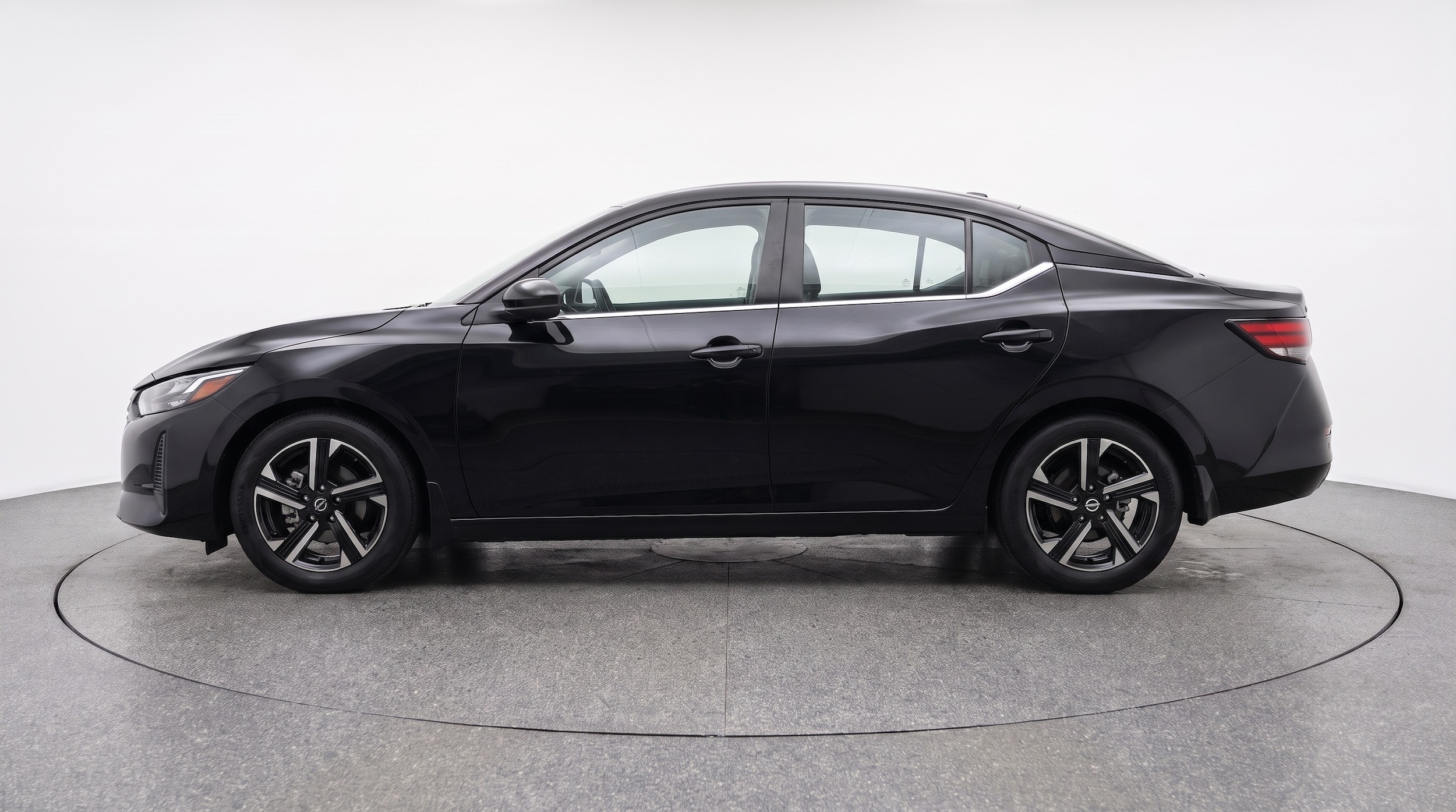Thumbnail: 2025 Nissan Sentra - 4