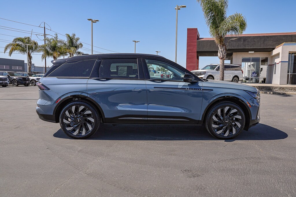 New 2026 Lincoln Nautilus Reserve SUV