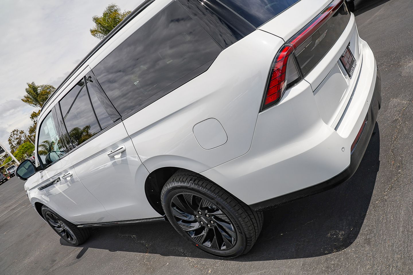 2026 Lincoln Navigator Reserve - Photo 8