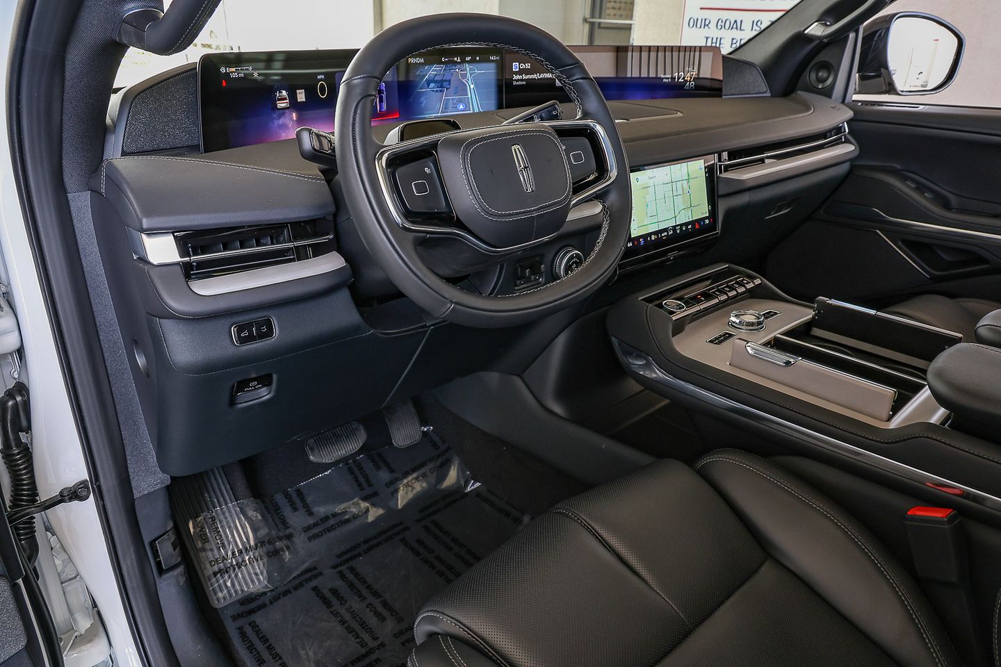 2026 Lincoln Navigator Reserve - Photo 11