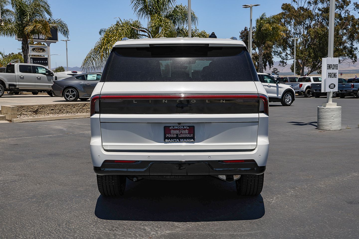 2026 Lincoln Navigator Reserve - Photo 5