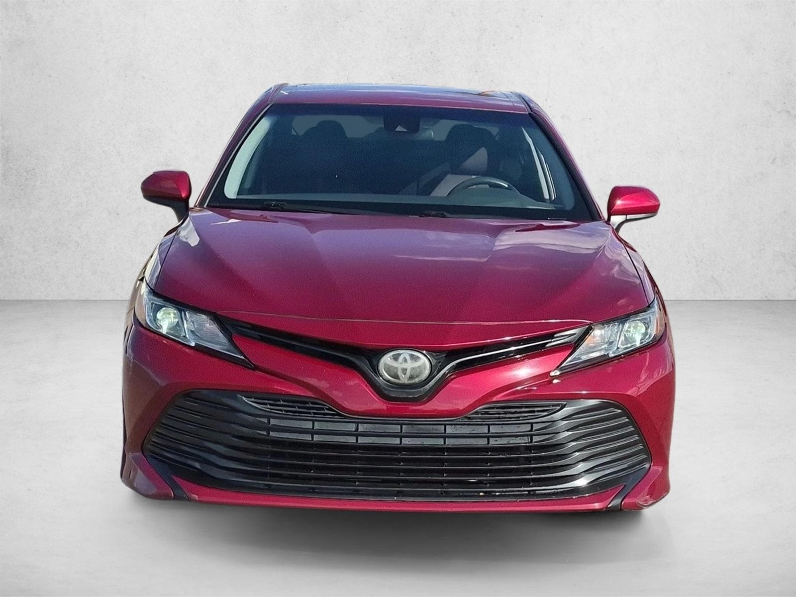 Used 2018 Toyota Camry LE with VIN 4T1B11HK0JU583077 for sale in Chandler, AZ