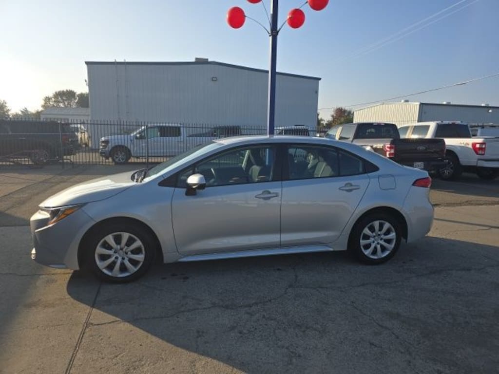 Used 2023 Toyota Corolla LE Sedan