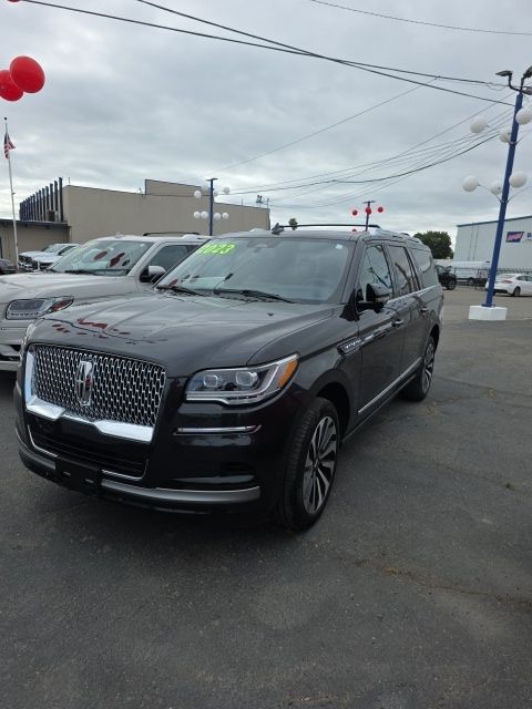 2023 Lincoln Navigator