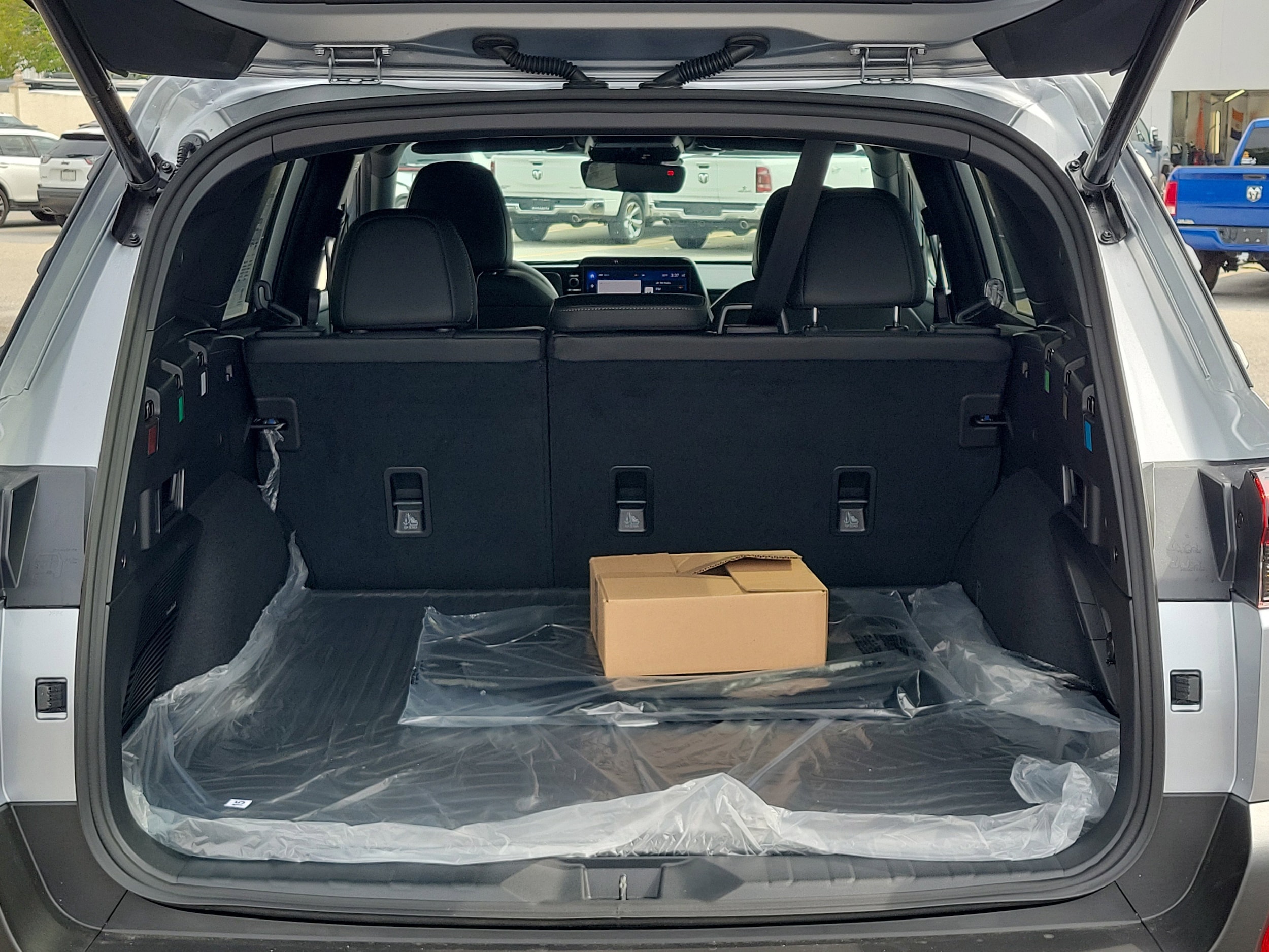 2026 Subaru Outback Limited - Photo 10
