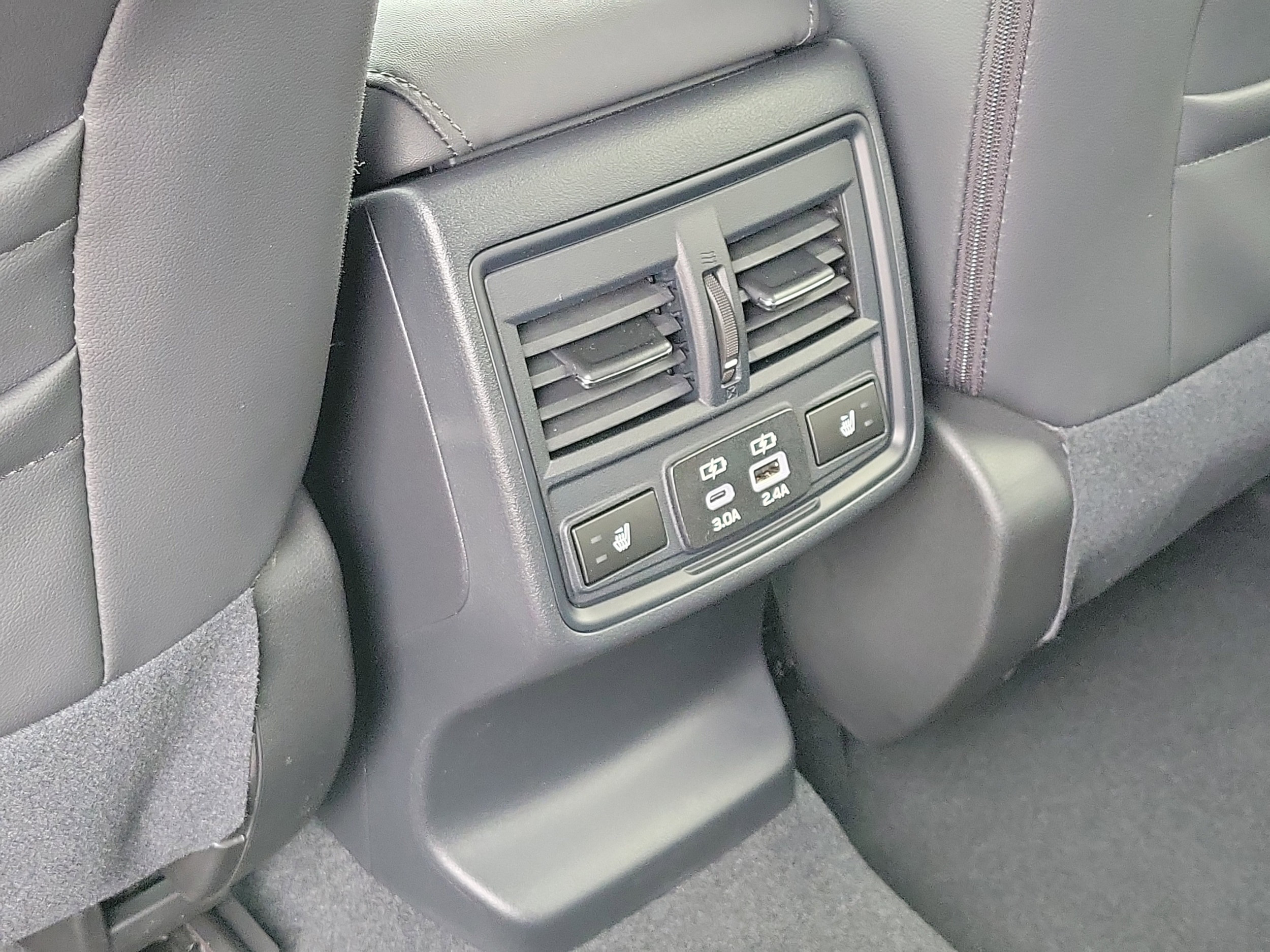 2026 Subaru Outback Limited - Photo 13