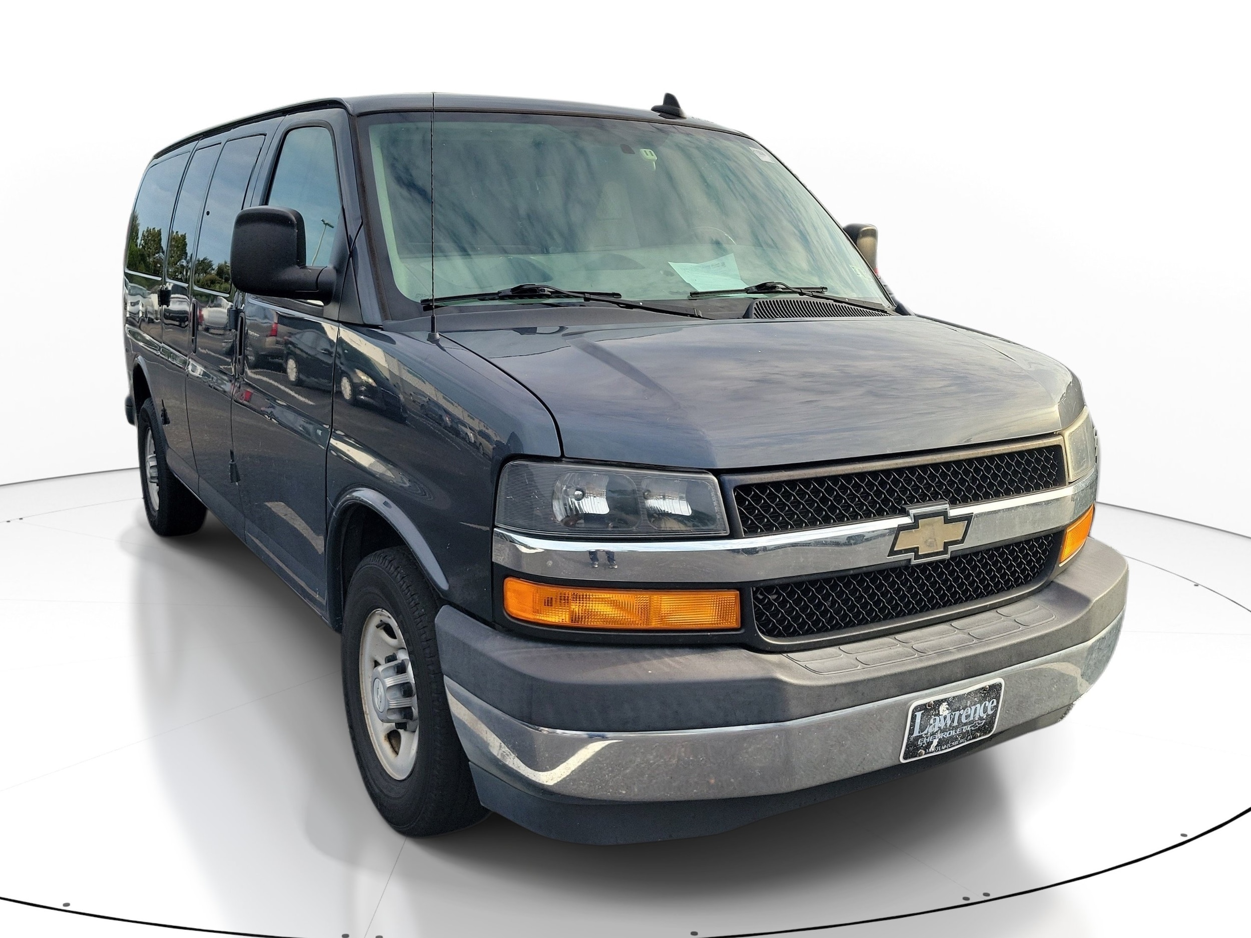 2017 Chevrolet Express Passenger LS
