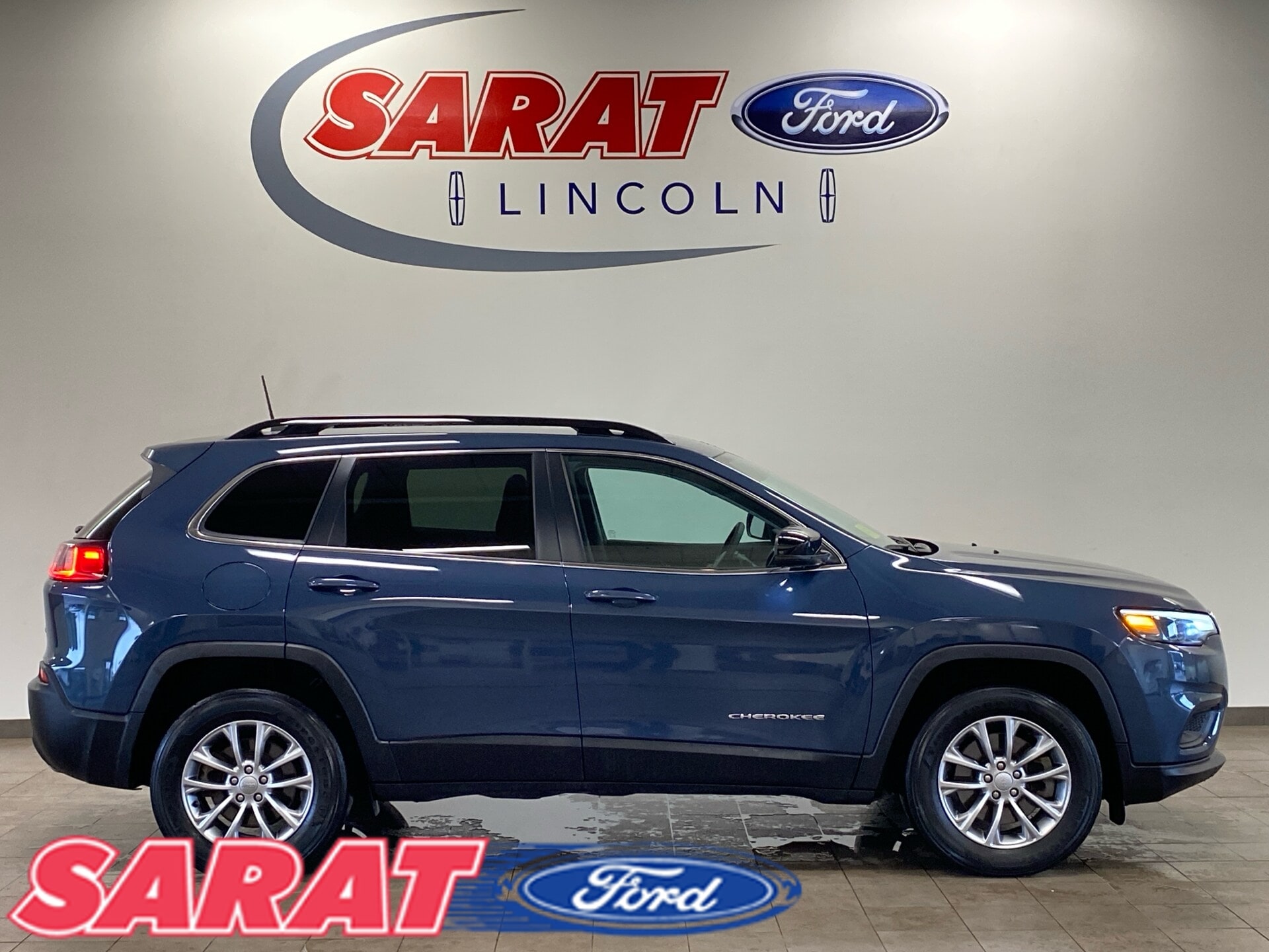 2022 Jeep Cherokee Latitude Lux