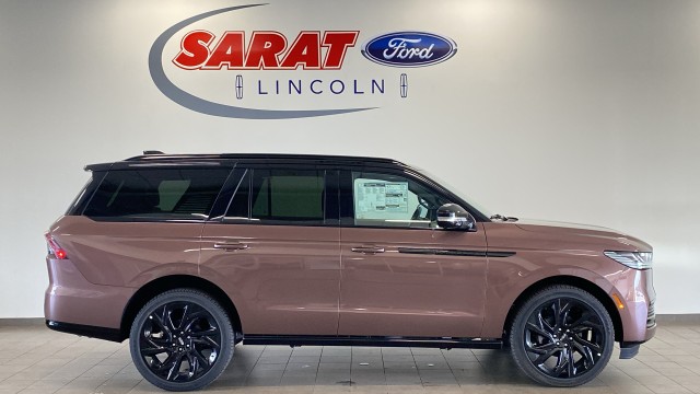 2027 Lincoln Navigator