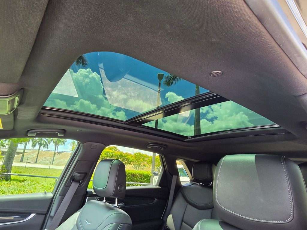Used 2022 Cadillac XT5 Premium Luxury SUV