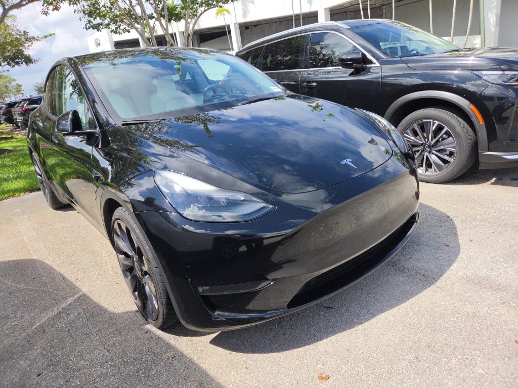 Used 2023 Tesla Model Y Performance SUV