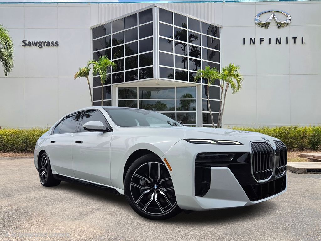  BMW 7 Series