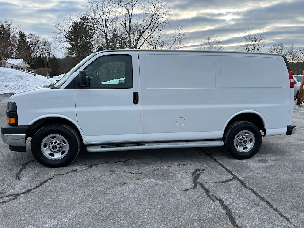 Used 2024 GMC Savana Cargo Van RWD 2500 135