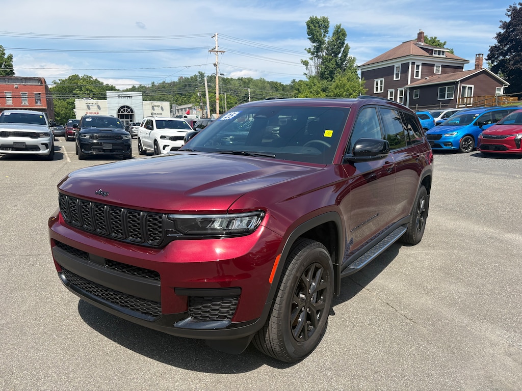 Used 2025 Jeep Grand Cherokee L Altitude X Altitude X 4x4