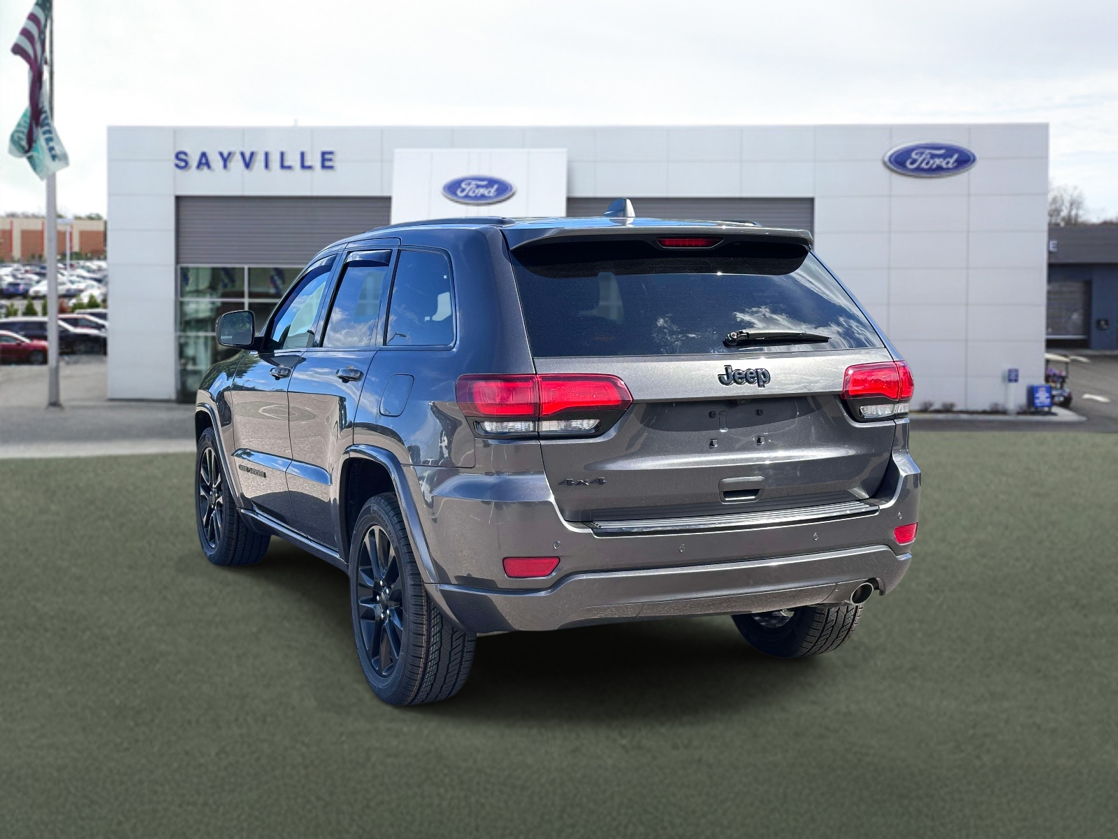 Used 2018 Jeep Grand Cherokee Laredo 4x4 SUV