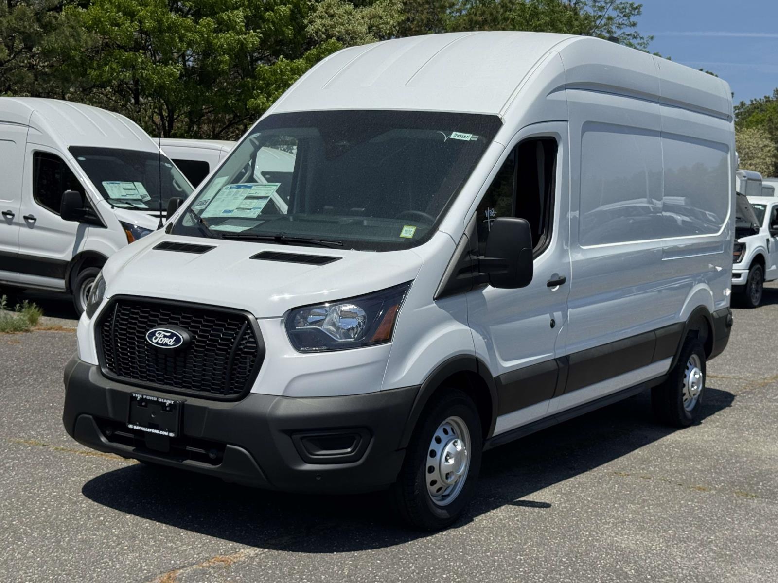  Ford Transit-350 Cargo