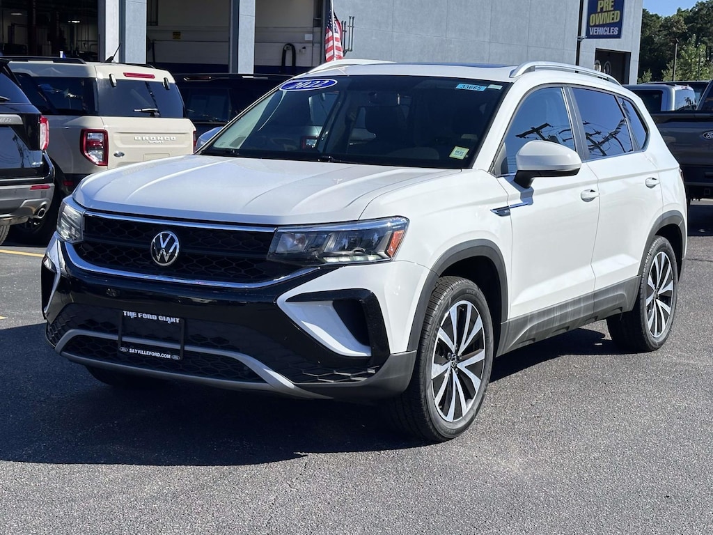 Used 2022 Volkswagen Taos 1.5T SE SUV