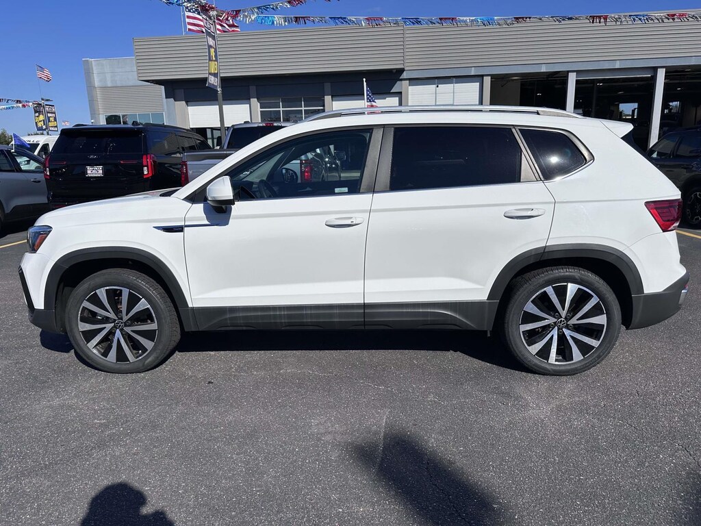 Used 2022 Volkswagen Taos 1.5T SE SUV