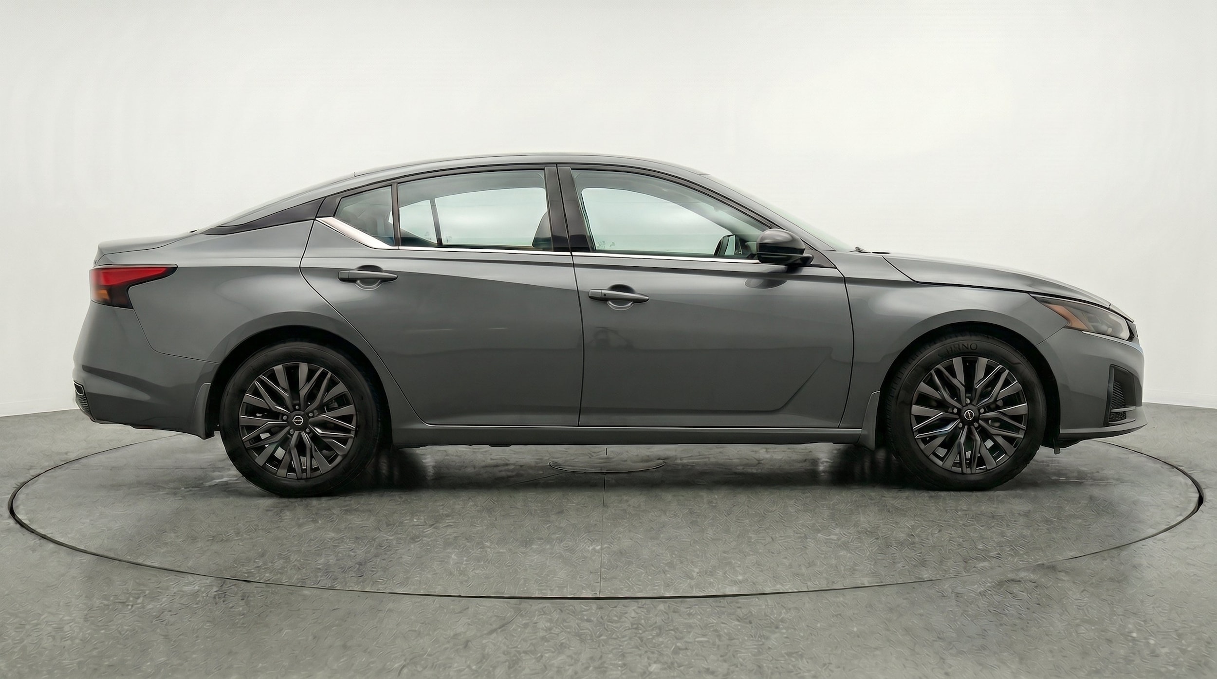 Thumbnail: 2026 Nissan Altima - 10