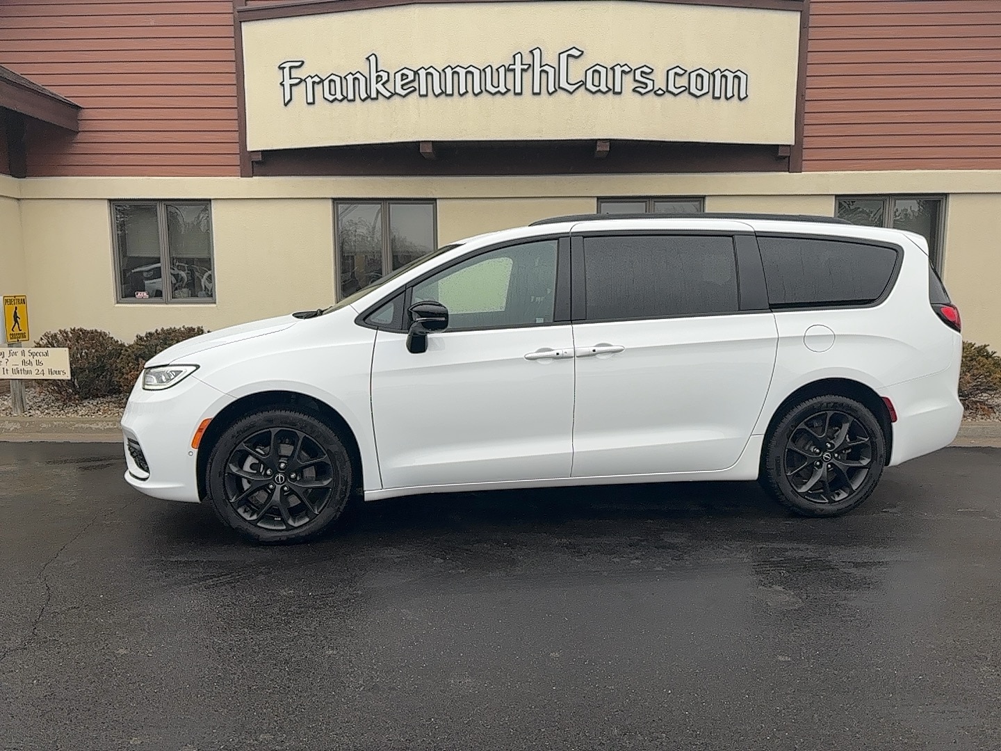 2026 Chrysler Pacifica Limited