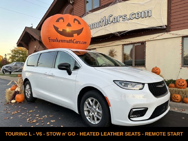 2024 Chrysler Pacifica