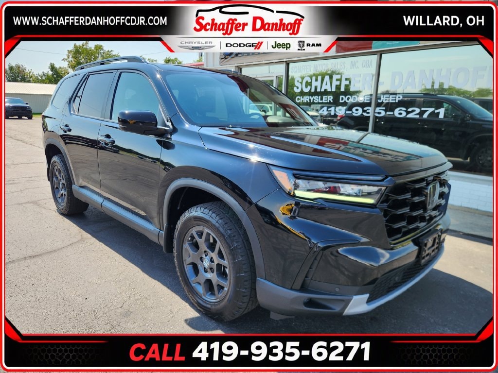 Used 2024 Honda Pilot TrailSport SUV