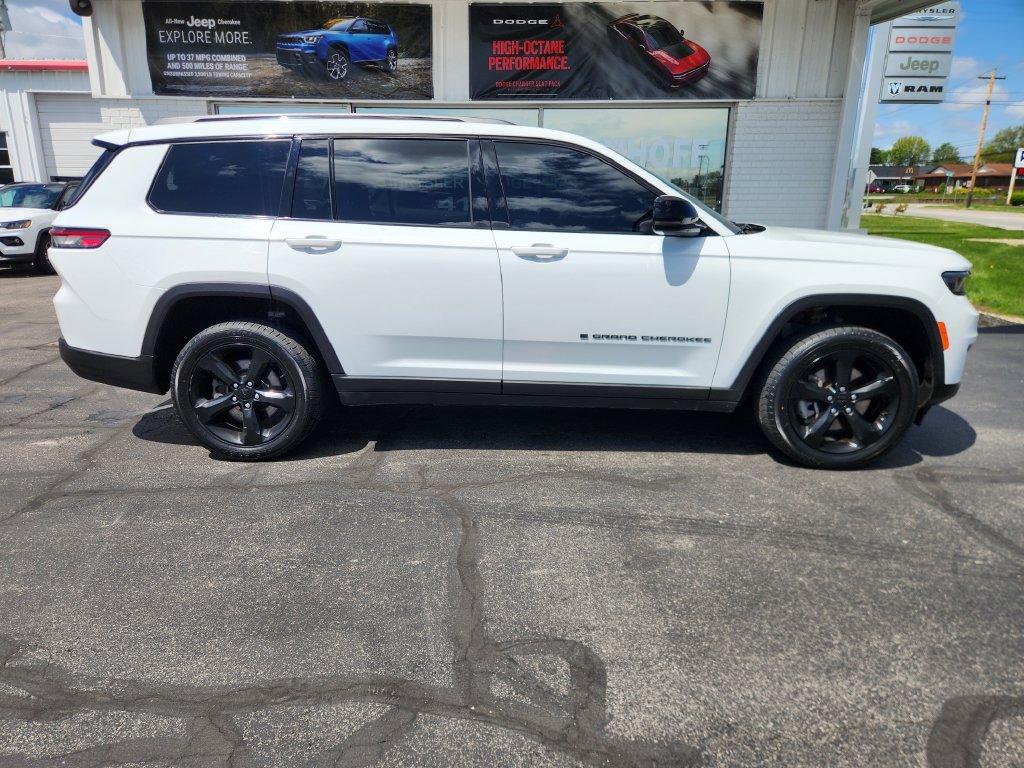 Used 2022 Jeep Grand Cherokee L Altitude SUV