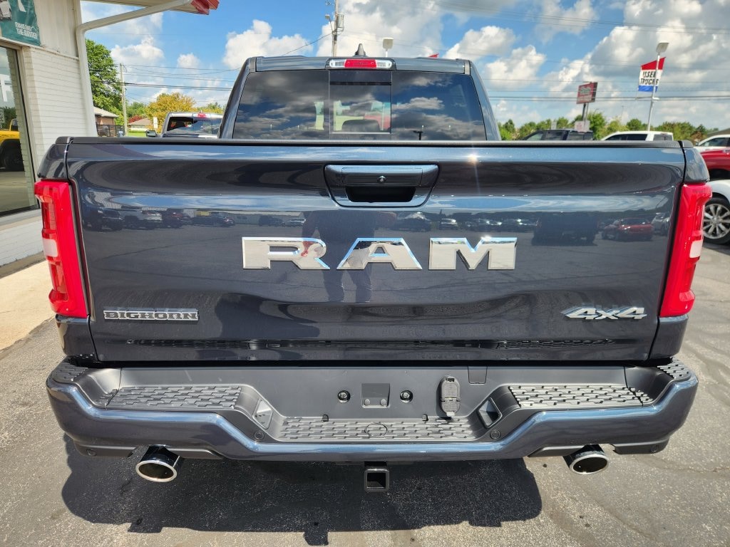 New 2027 Ram 1500 BIG HORN CREW CAB 4X4 5'7 BOX Pickup
