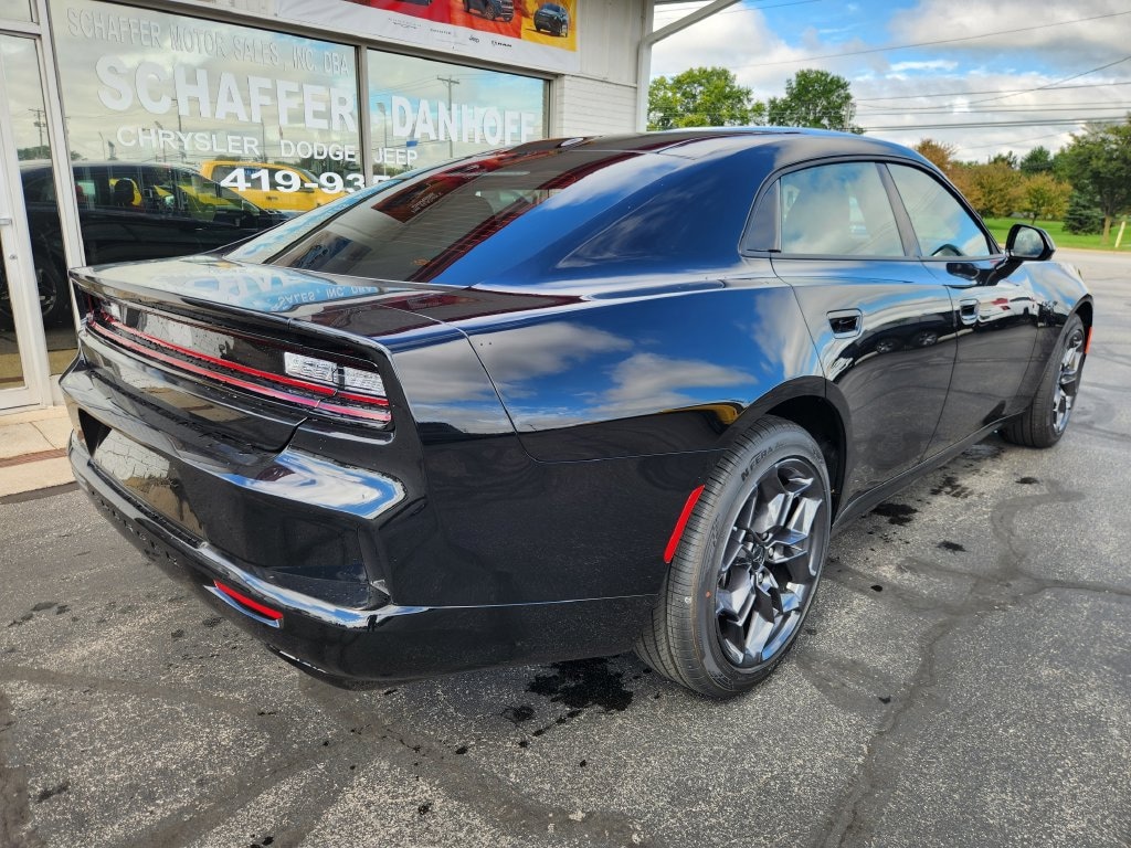 New 2027 Dodge Charger R/T 4-DOOR AWD Sedan