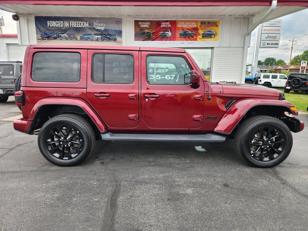Used 2021 Jeep Wrangler Unlimited Sahara High Altitude SUV
