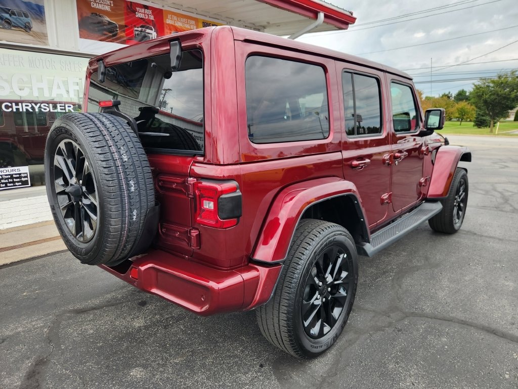 Used 2021 Jeep Wrangler Unlimited Sahara High Altitude SUV