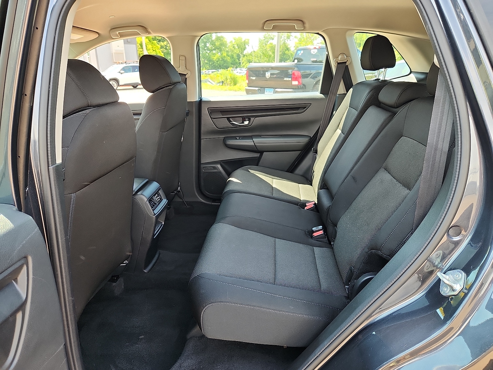 2024 Honda CR-V LX - Photo 11