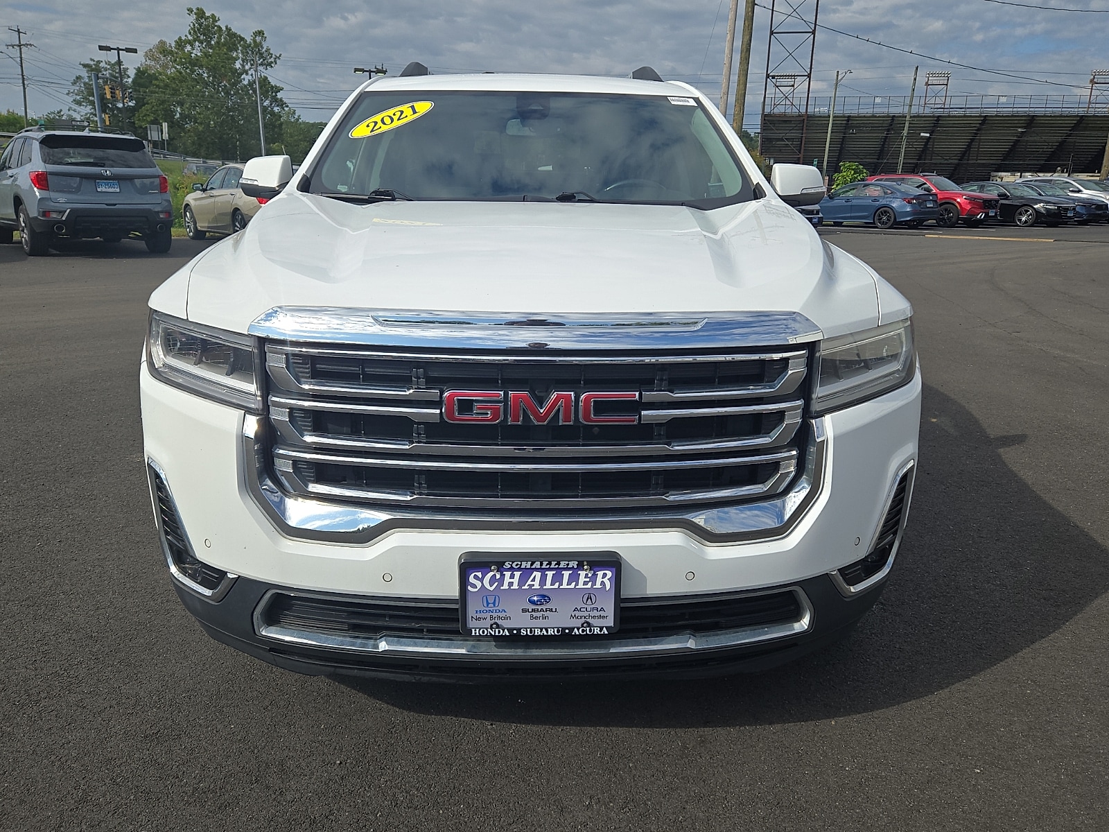 Used 2021 GMC Acadia SLT with VIN 1GKKNULS1MZ217867 for sale in New Britain, CT