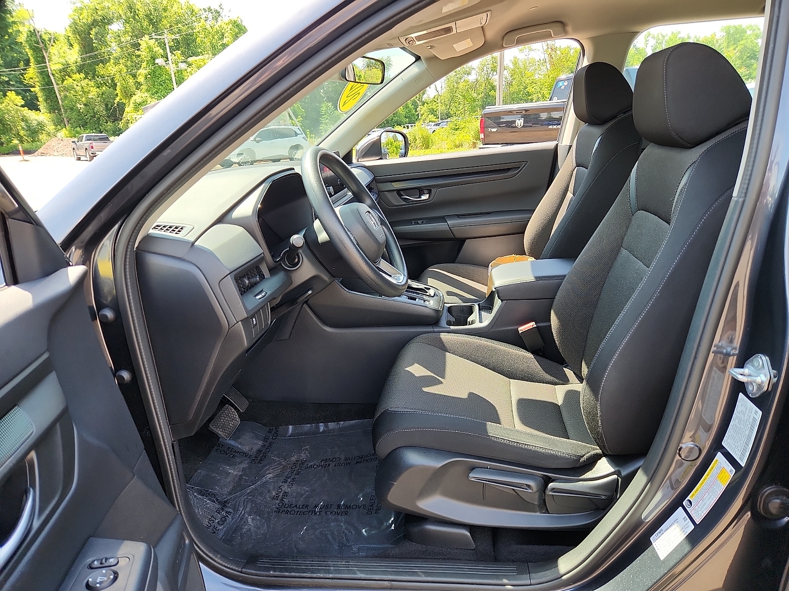 2024 Honda CR-V LX - Photo 14