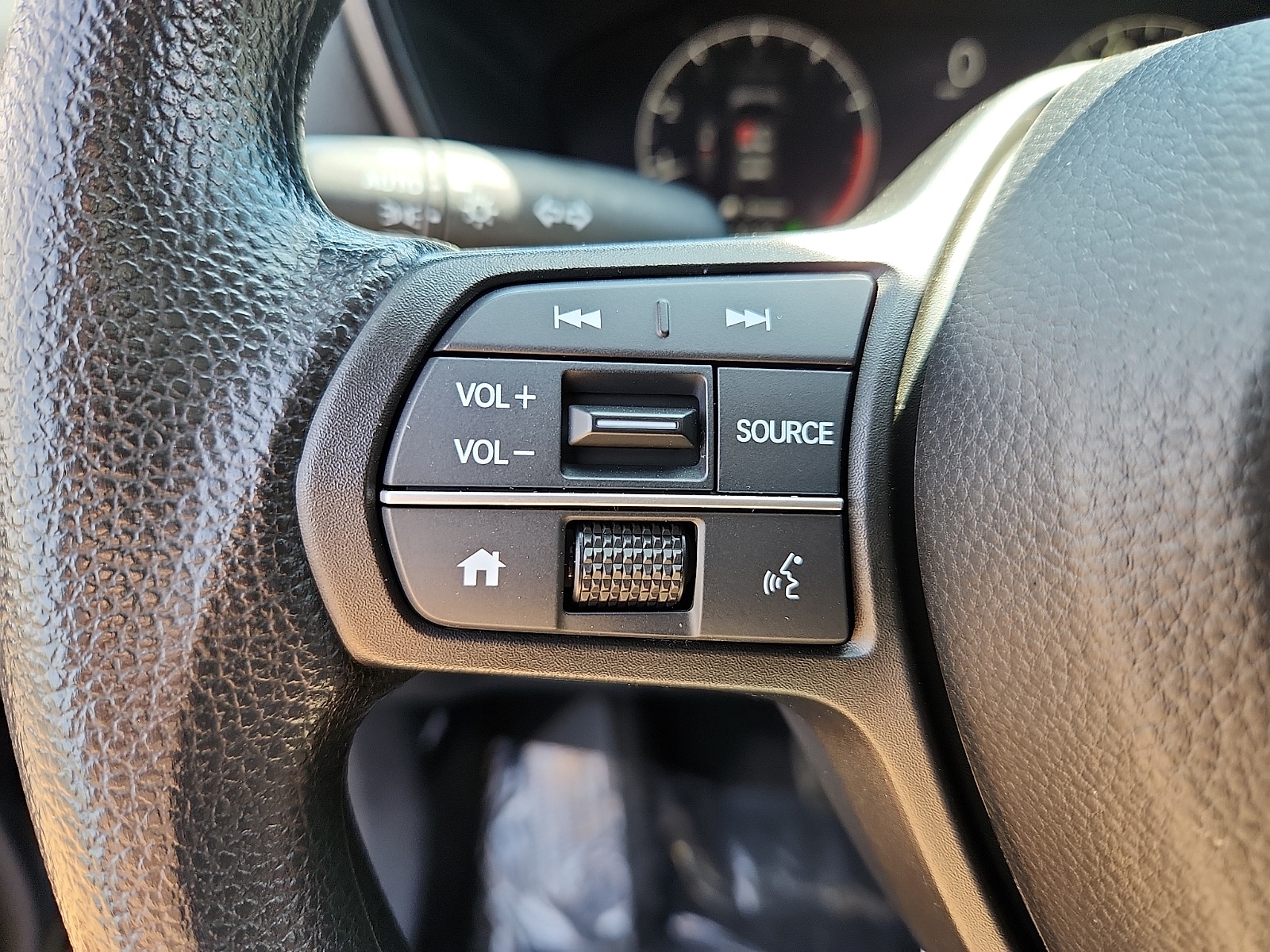 2024 Honda CR-V LX - Photo 21