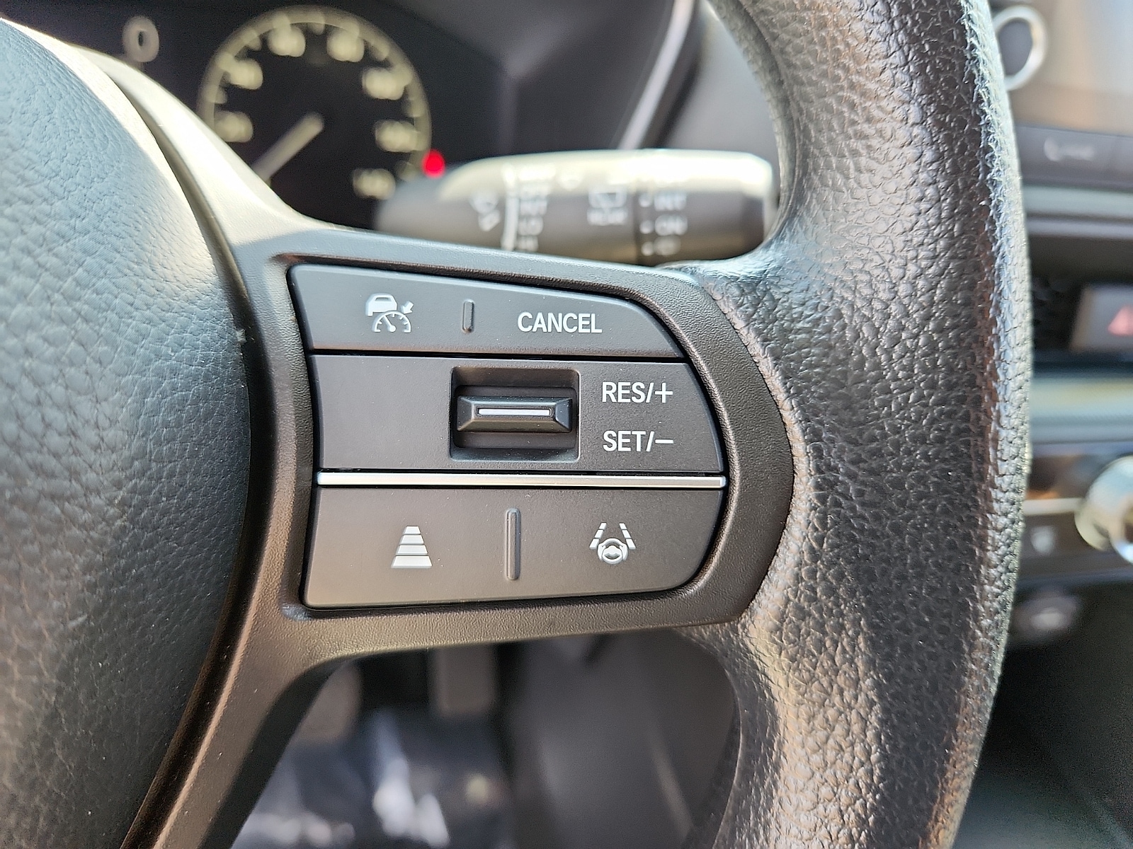 2024 Honda CR-V LX - Photo 22