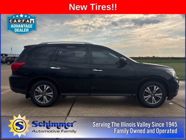 2019 Nissan Pathfinder S