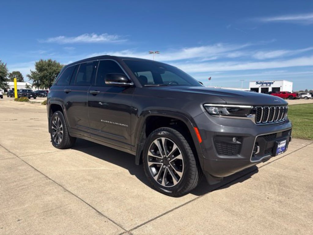 Used 2022 Jeep Grand Cherokee Overland SUV