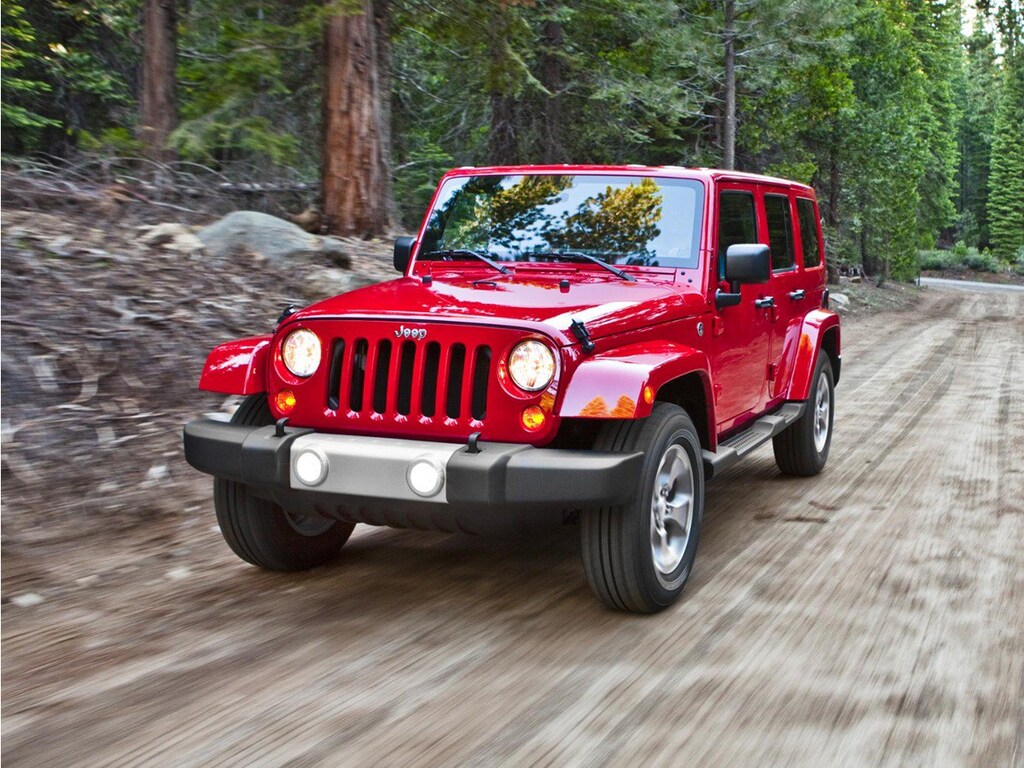 Used 2016 Jeep Wrangler Unlimited Sahara SUV