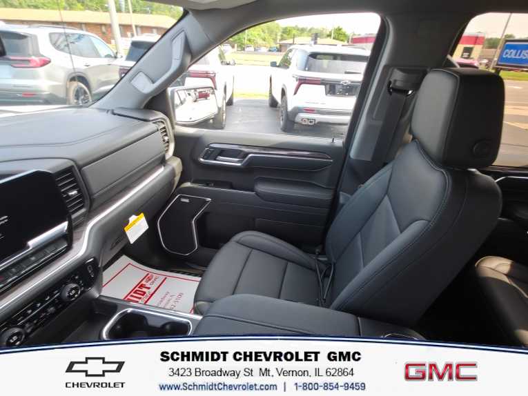 2026 Chevrolet Silverado 1500 LTZ - Photo 16