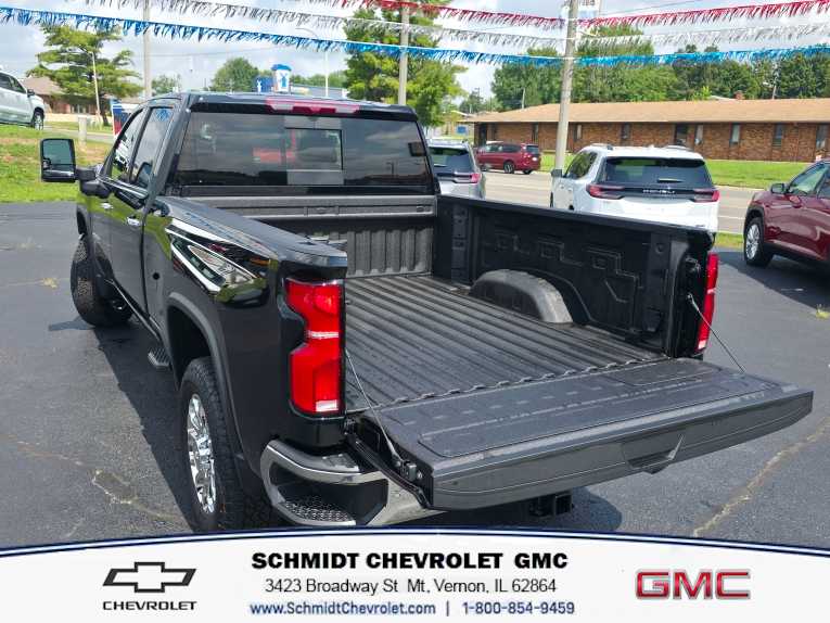 2026 Chevrolet Silverado 2500 HD LTZ - Photo 9