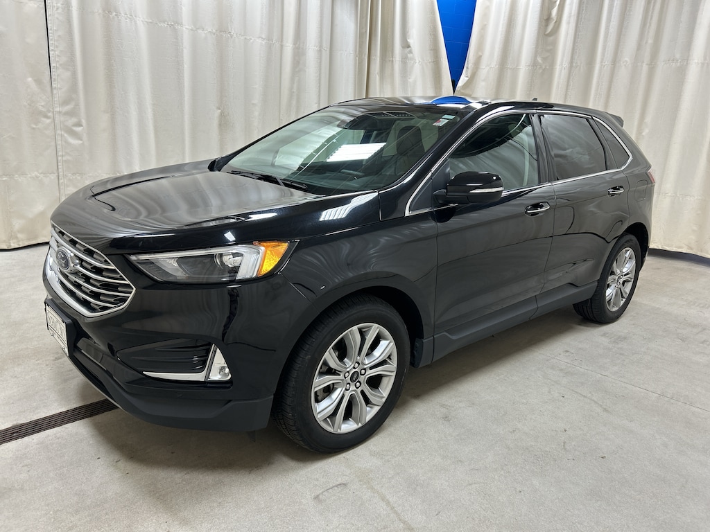 Used 2024 Ford Edge Titanium Sport Utility