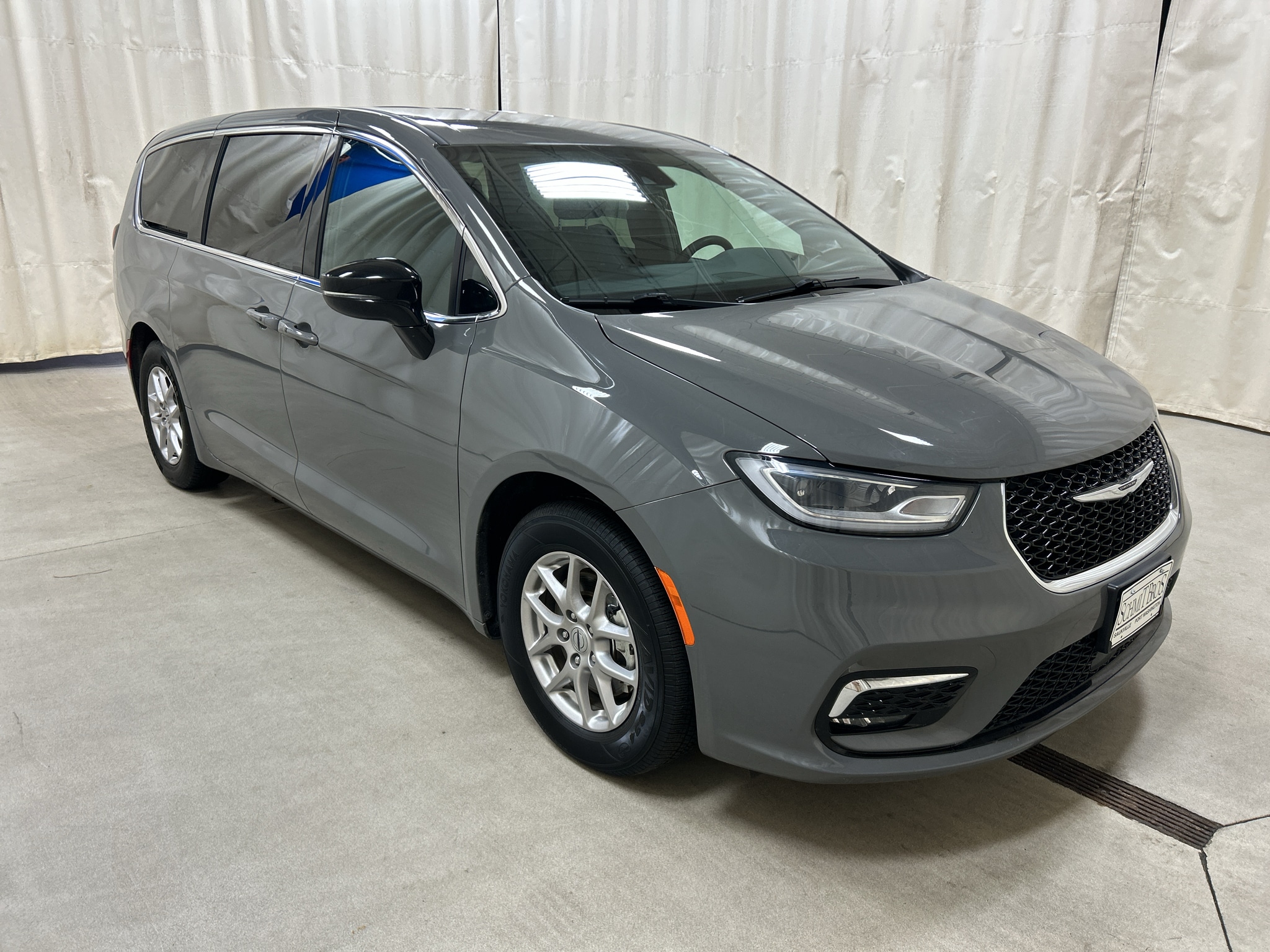 2025 Chrysler Pacifica