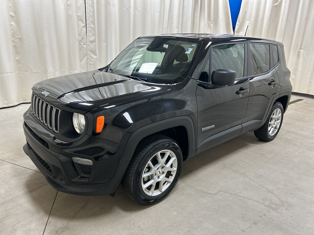 Used 2023 Jeep Renegade Latitude Sport Utility
