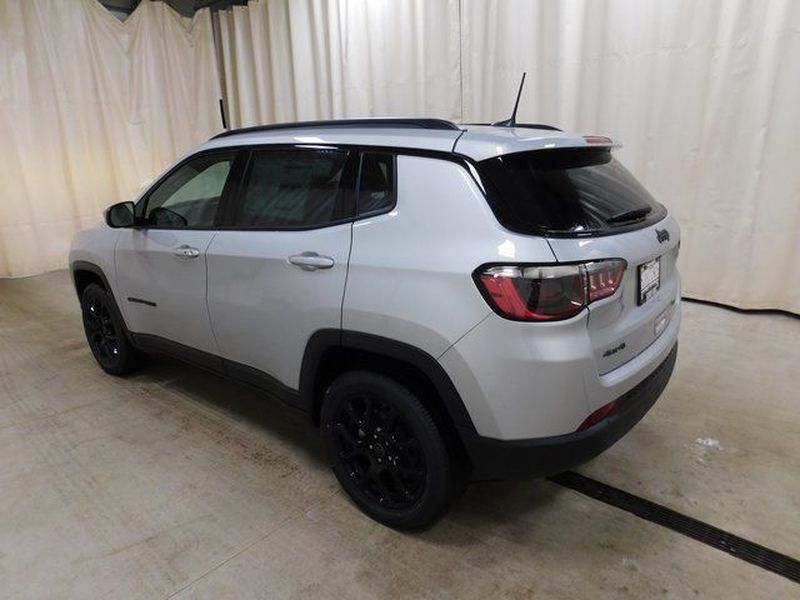 2026 Jeep Compass Latitude Altitude - Photo 16