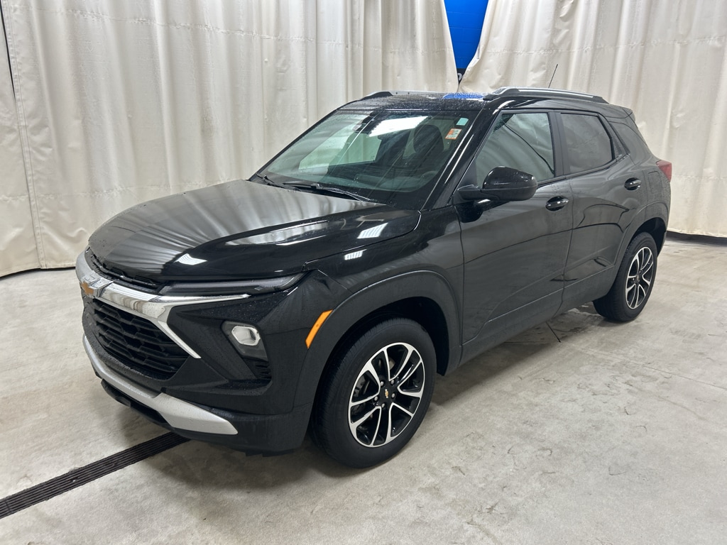 Used 2025 Chevrolet Trailblazer LT Sport Utility