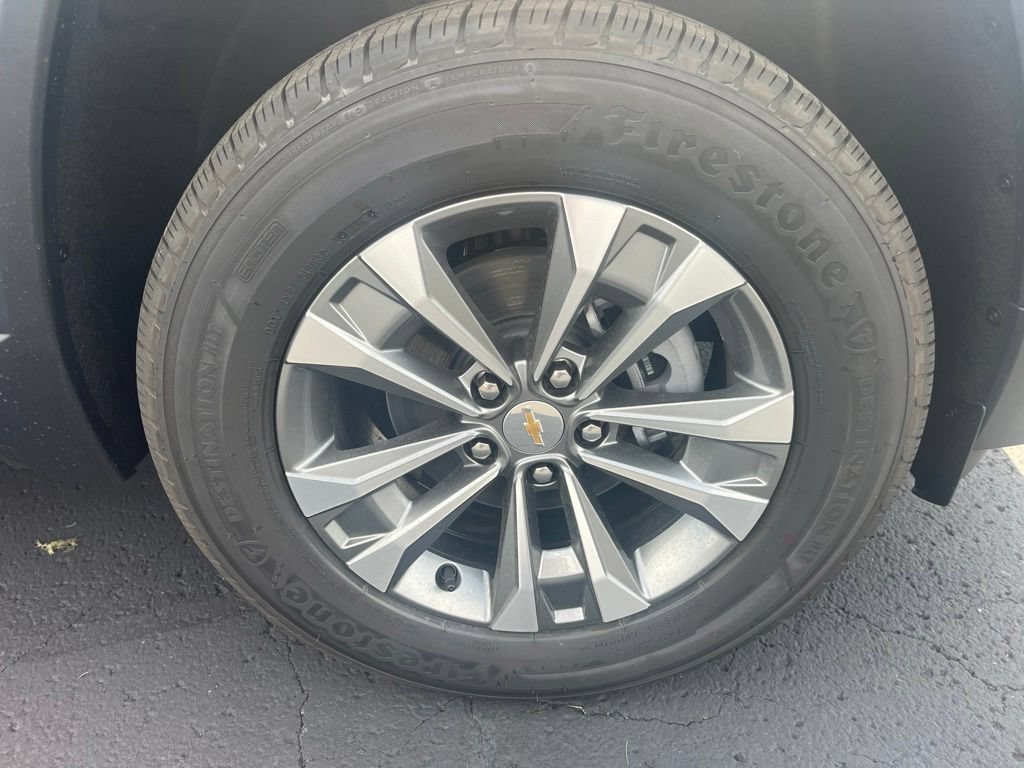 2027 Chevrolet Equinox LT - Photo 31